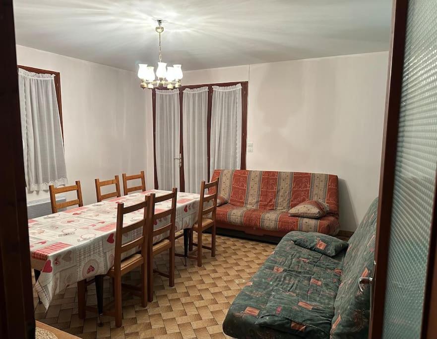 Vaste Villa Au Coeur De La Pinede Ле Мат Екстериор снимка