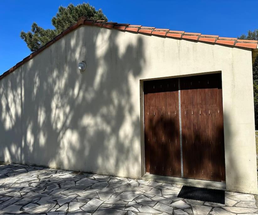 Vaste Villa Au Coeur De La Pinede Ле Мат Екстериор снимка